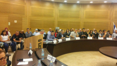 جلسة للكنيست لبحث حوادث الطرق بمشاركة أعضاء اللجنة الشعبية في اللد والرملة ودهمش